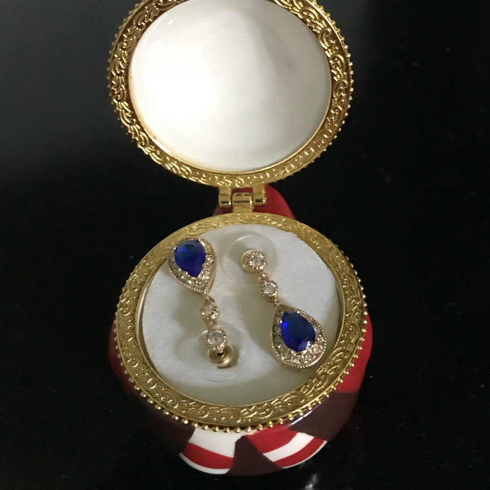 Earings